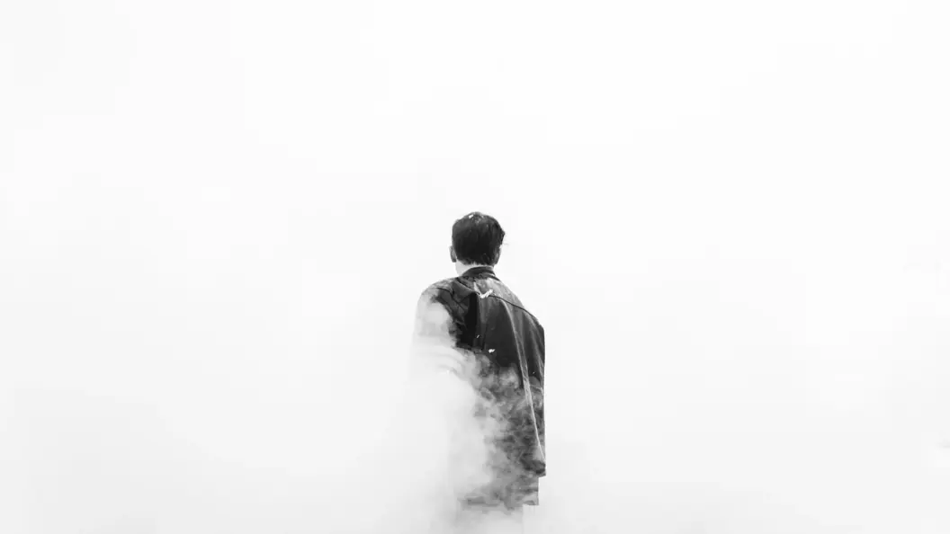Man in de mist